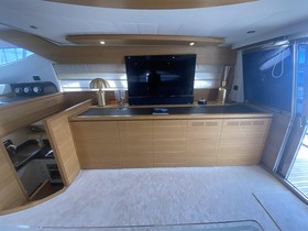 2005 Ferretti Yachts 620