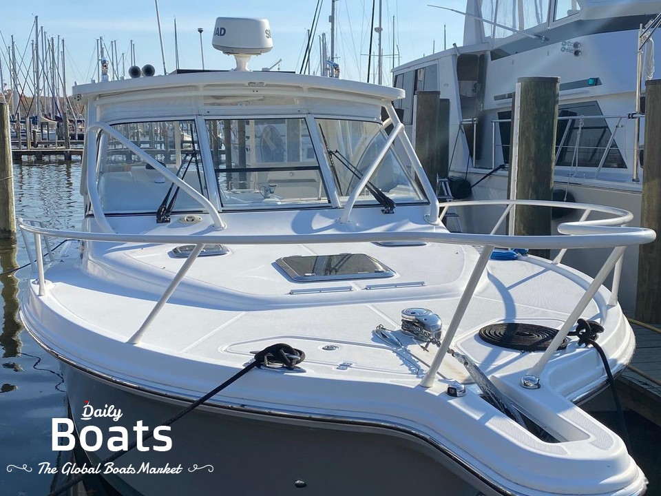 2010 Edgewater 335 Express for sale. View price, photos and Buy 2010