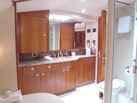 2004 Westport Tri-Deck Motoryacht на продаж