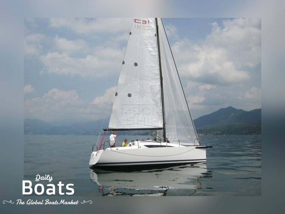 2012 Comar Comet 31