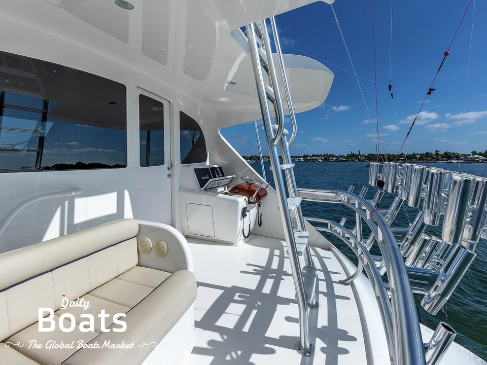 2017 Viking 92 Enclosed Bridge for sale. View price, photos and Buy