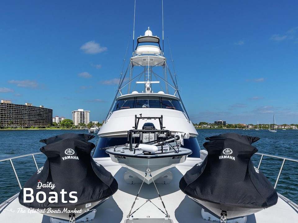 2017 Viking 92 Enclosed Bridge for sale. View price, photos and Buy