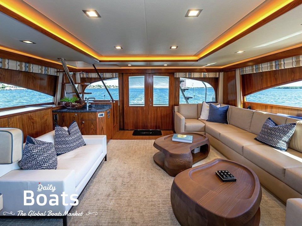 2017 Viking 92 Enclosed Bridge for sale. View price, photos and Buy