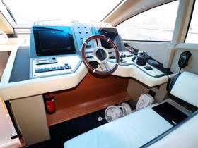 Buy 2012 Azimut 64