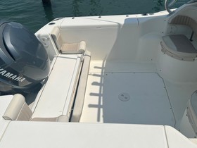 2004 Scout 242 Abaco