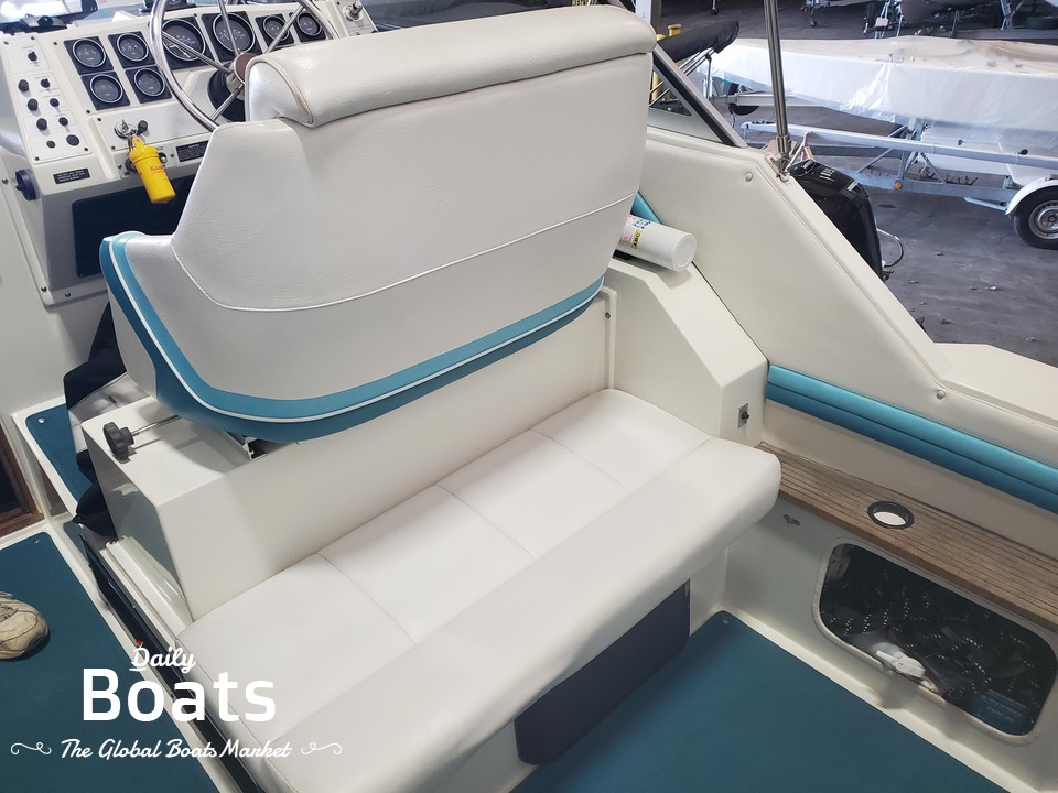 1990 Carver Montego 27 for sale. View price, photos and Buy 1990 Carver