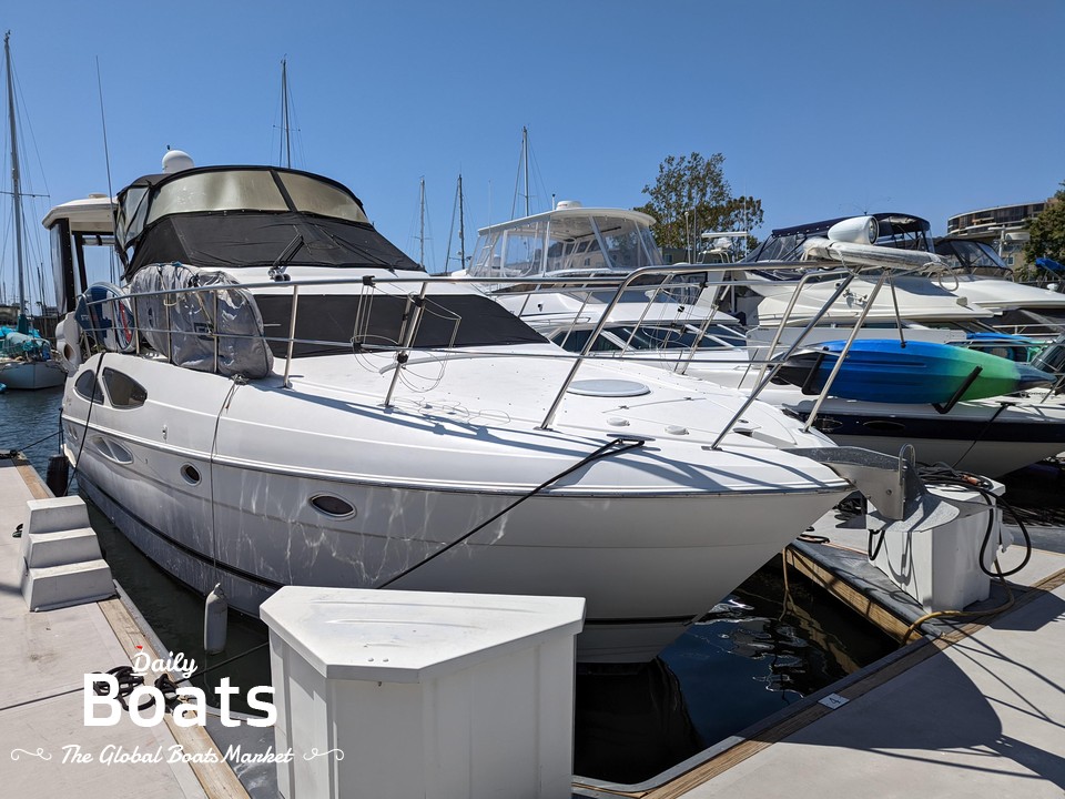 2004 Cruisers Yachts 405 Express Motoryacht for sale. View price