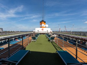 Kjøpe 1991 Cruise Ship - 1306 / 1680 Passengers - Stock No. S2359