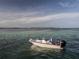 2022 Boston Whaler 170 Montauk