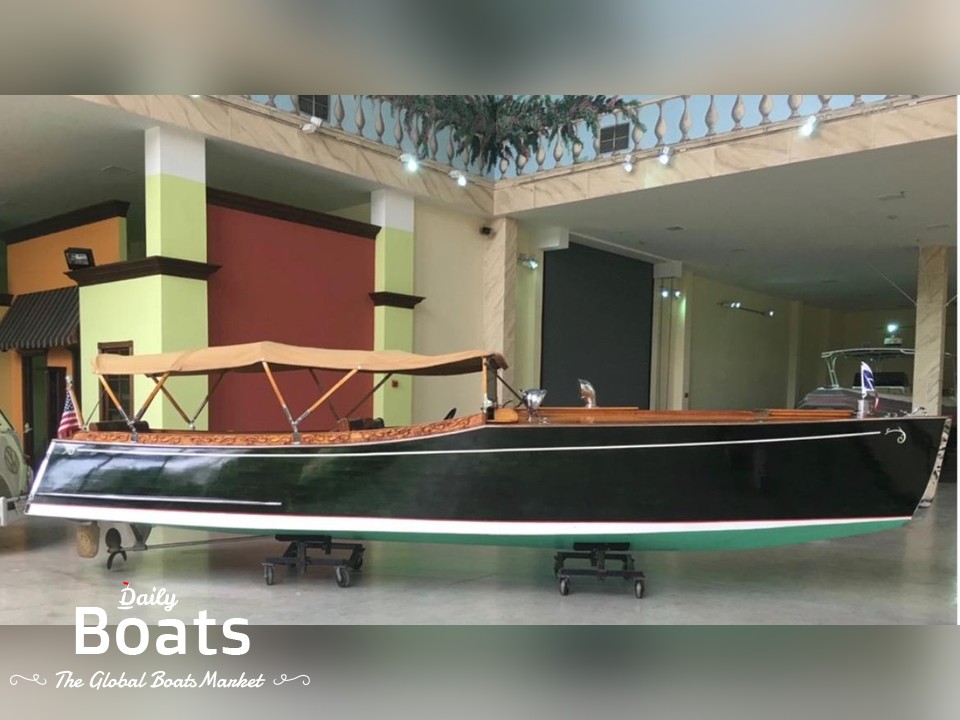 2004 Custom 28 Rum Runner Richard Speas for sale. View price, photos