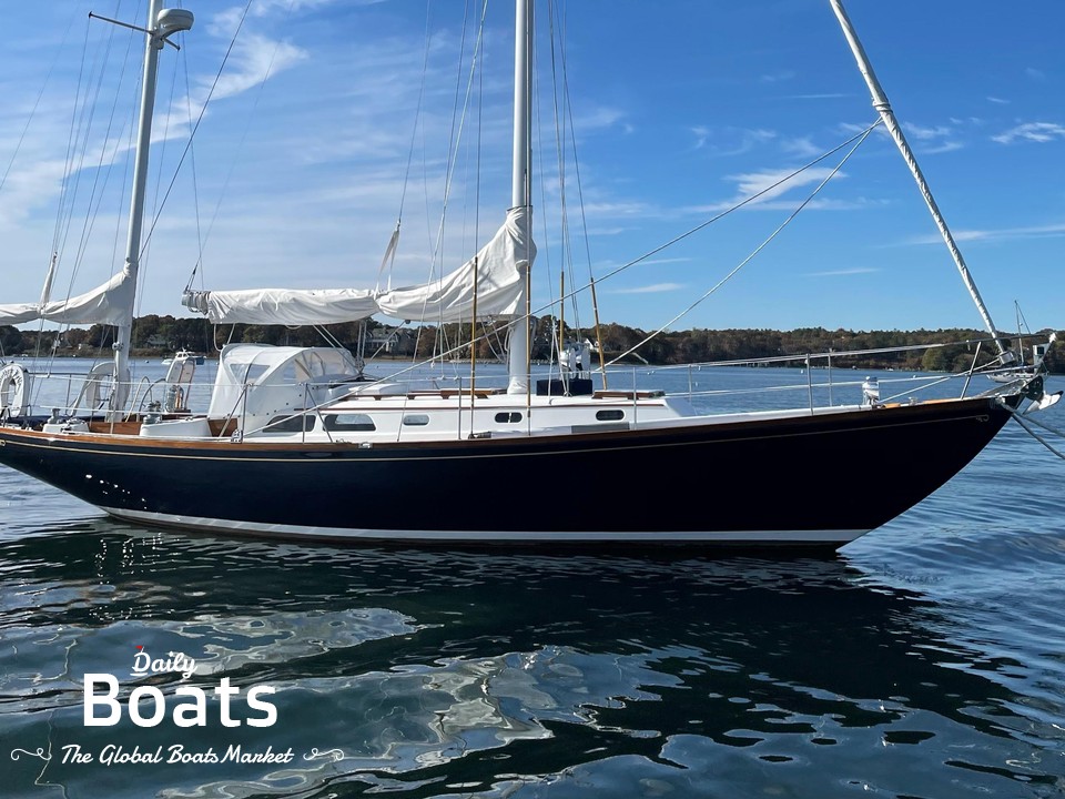 1986 Hinckley Bermuda 40 for sale. View price, photos and Buy 1986