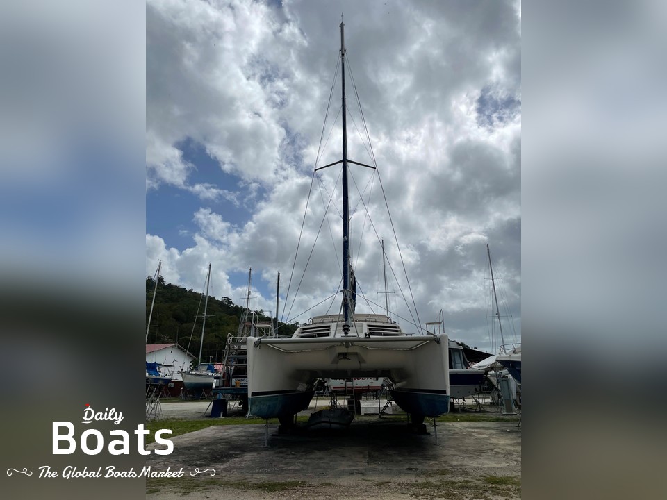 2000 Moorings 3800 for sale. View price, photos and Buy 2000 Moorings