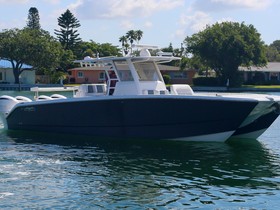 2019 Invincible 37 Catamaran in vendita