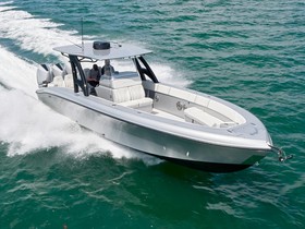 2022 Midnight Express 34 Open
