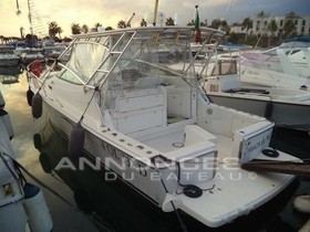 Riviera 3000 Offshore Express Cruiser
