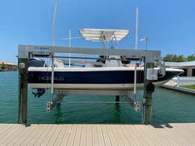 2014 Robalo 226 Cayman