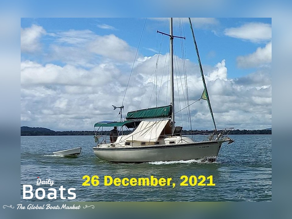 1976 Bombay Clipper 31 - Deep Draft Version (5'5