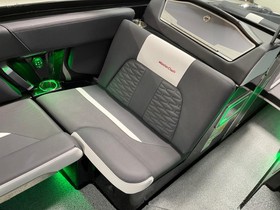 2021 Mastercraft X24