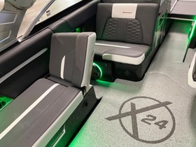 2021 Mastercraft X24