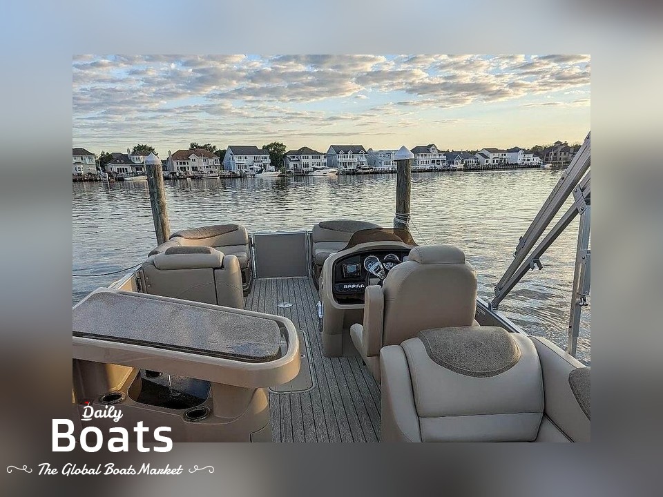 2019 Avalon 2585 Catalina Entertainer for sale. View price, photos and