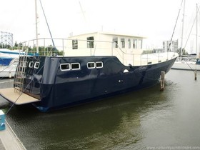 Vegyél 2013 HHI Houseboat 16.6 Steel