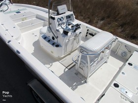 2011 Nauticstar 2200