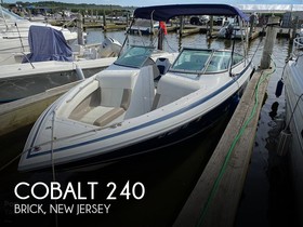 Cobalt Boats 240