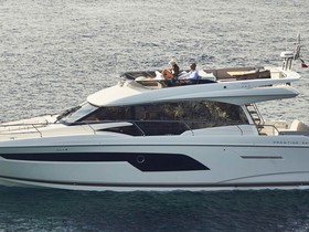 Prestige Yachts 520
