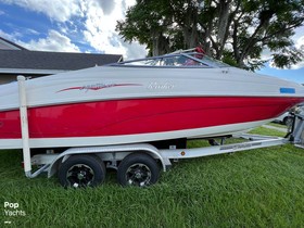 2005 Rinker Captiva 232