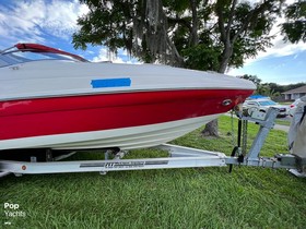 2005 Rinker Captiva 232