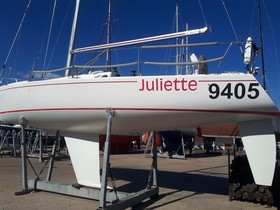 Купить 2002 J Boats 105
