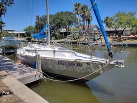 1981 C & C Yachts Cabin Cruiser προς πώληση