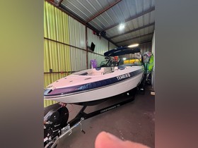 2017 Chaparral Boats 243Vrx en venta