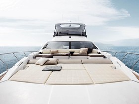 2020 Azimut 72 (Pictured Above)