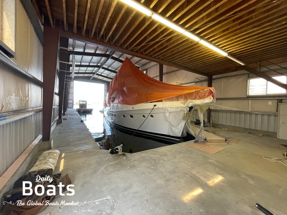 2010 Larson Boathouse for sale. View price, photos and Buy 2010 Larson