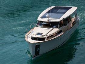 2023 Greenline 33 for sale