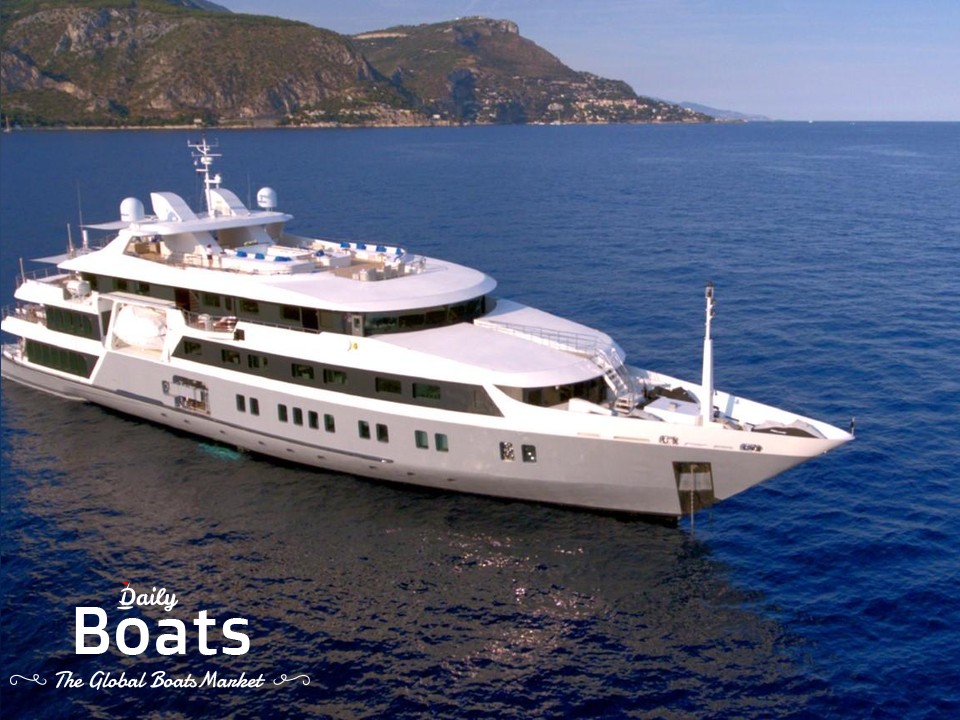 2003 Austal Serenity