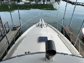 Buy 1986 Jefferson Sun Deck