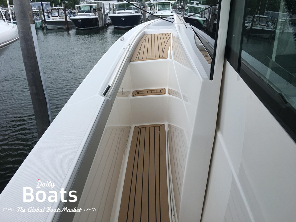 2022 Tiara Yachts 48 Ls for sale. View price, photos and Buy 2022 Tiara