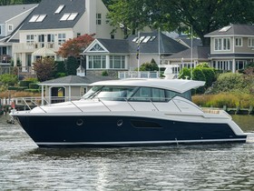 2016 Tiara Yachts 44 Coupe za prodaju