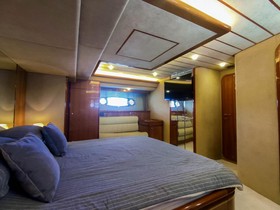 2003 Ferretti Yachts 730