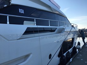 2018 Ferretti Yachts 670