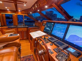 2022 Hunt Yachts 76 Ocean Flybridge