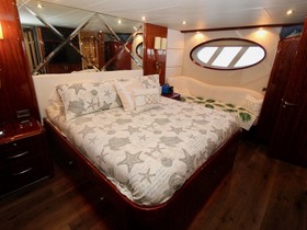 Buy 2007 Lazzara Yachts 68