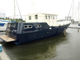 2013 Houseboat Steel Trawler