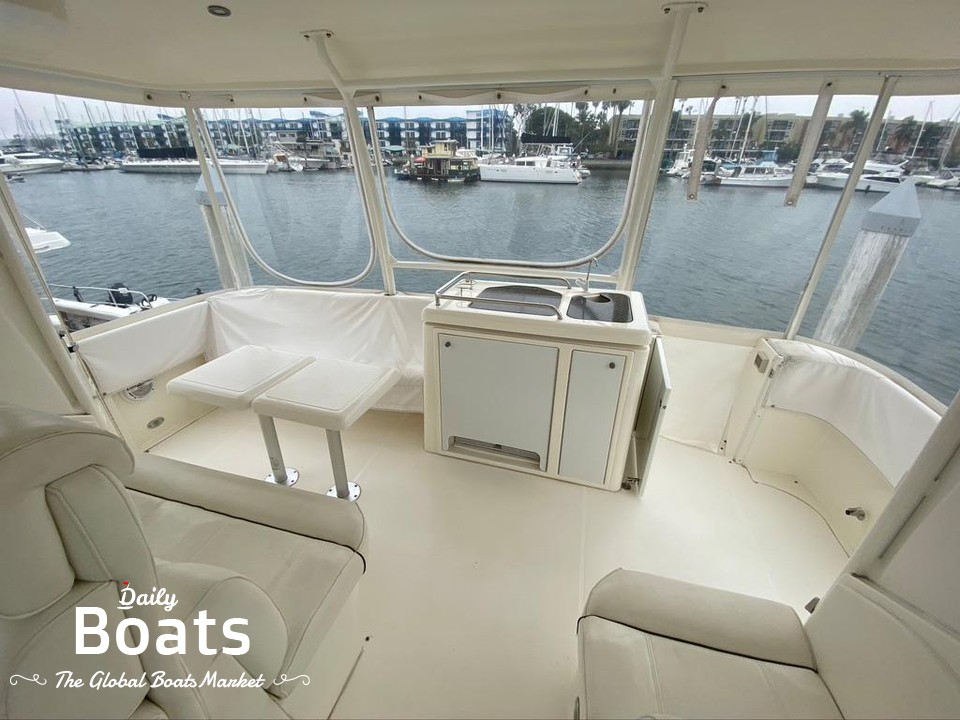 2005 Cruisers Yachts 405 Express Motoryacht for sale. View price