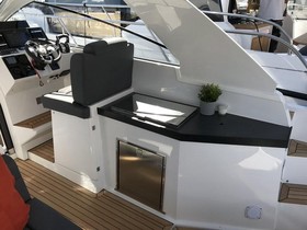 2022 Sealine S335 V till salu