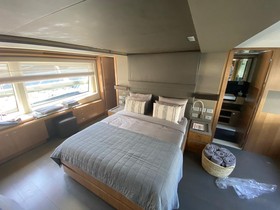 Vegyél 2011 Ferretti Yachts Custom Line 100