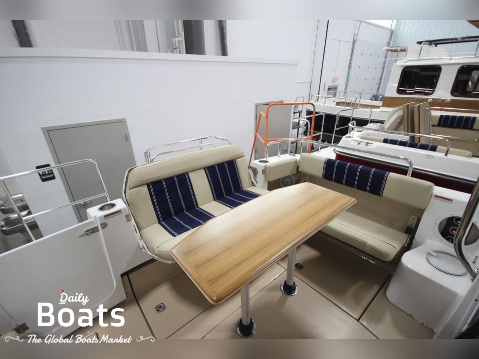 2023 Ranger Tugs R-29 Command Bridge Luxury Edition for sale. View ...