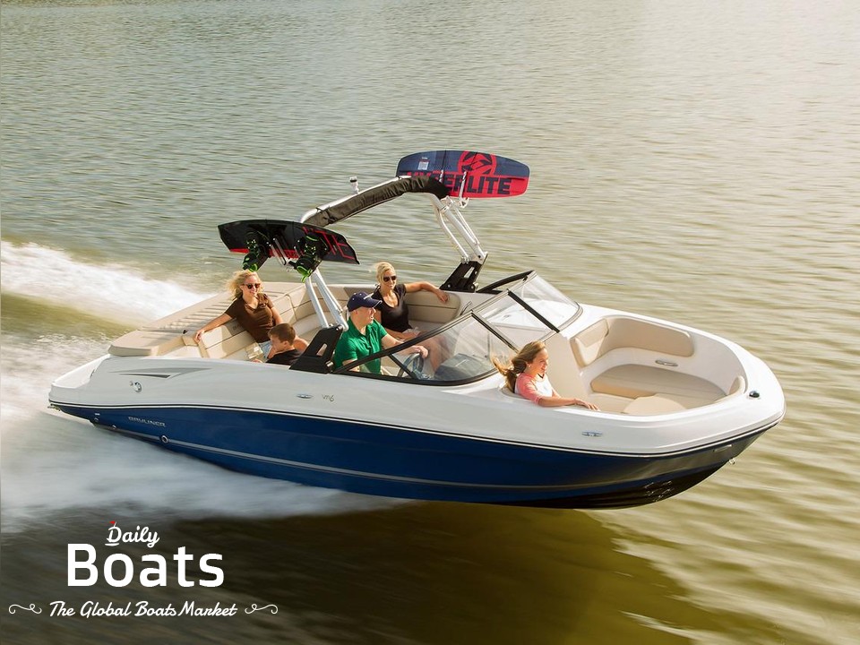 2022 Bayliner Vr6 Bowrider for sale. View price, photos and Buy 2022